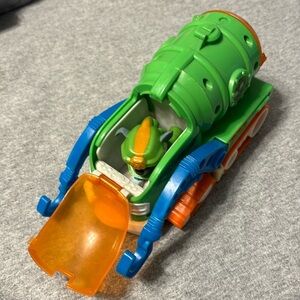 Spin Master Paw Patrol Rocky Transforming Sea Patrol Scuba Recycle Green Vehicle